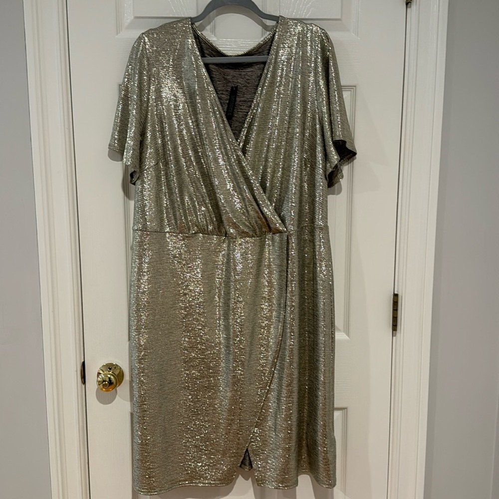 Simply Be gold dress size US 22
